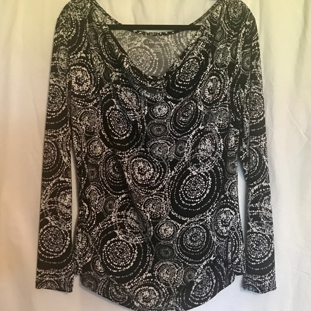 EUC Lane Bryant draped neckline top. Size 14/16